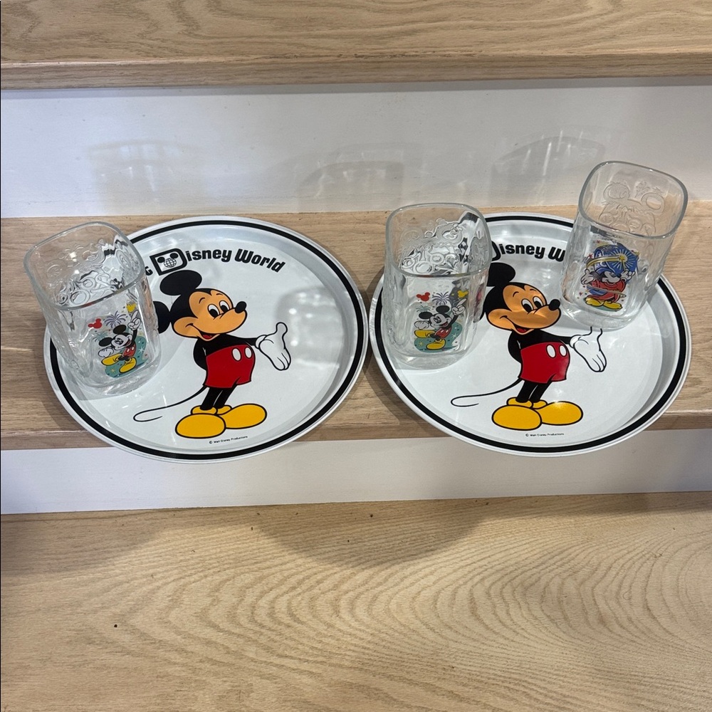 70’s Vintage Metal Disney World plates & 3 Walt Disney 2000 McDonald’s Glass Cup